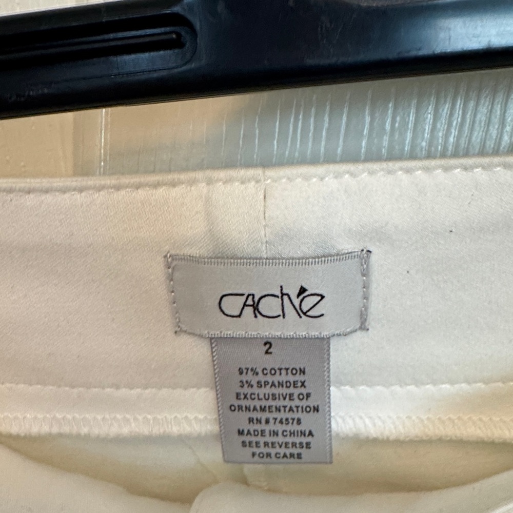 Cache White Ankle Pants. - image 2